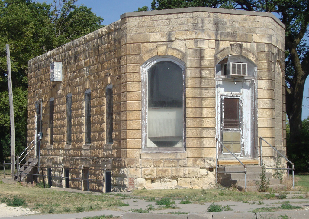 Old Portis State Bank (Portis, Kansas) Built in 1887 in It… Flickr