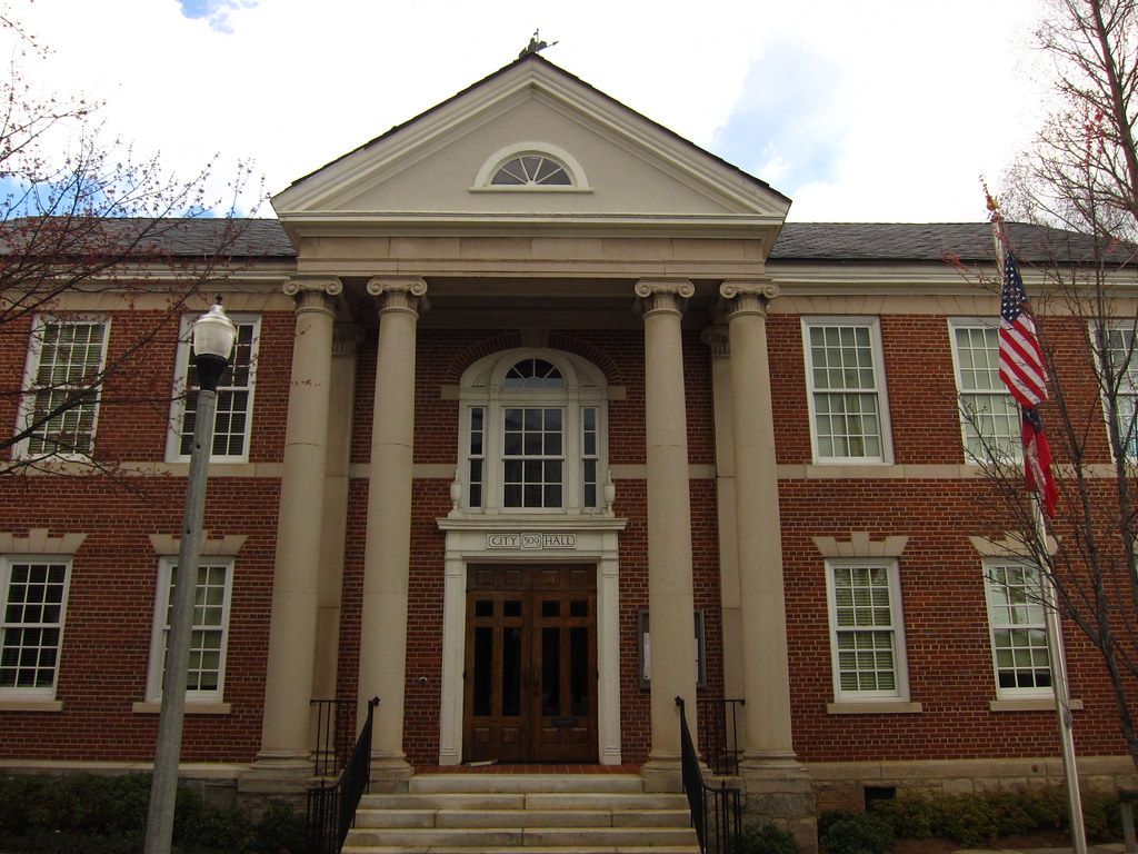Decatur city hall Daniela Glint Flickr