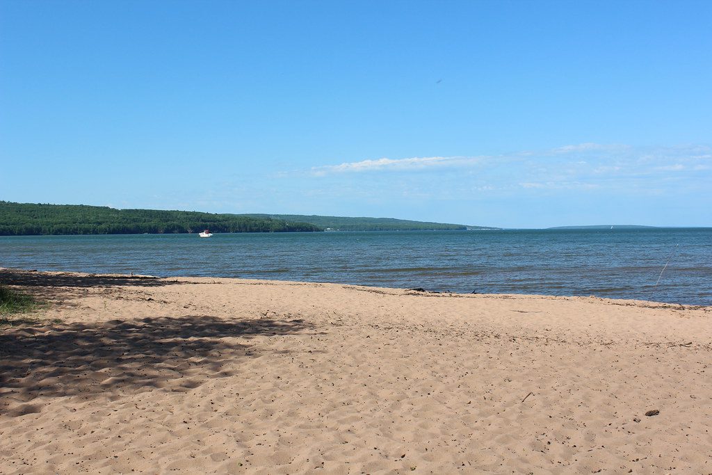 FRIENDLY VALLEY ROAD BEACH Flickr