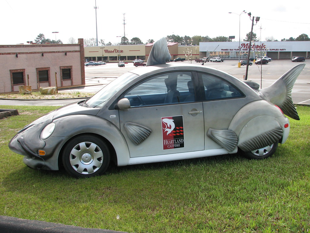 Something Fishy Catfish Volkswagen at Hattiesburg, MS US 71 Flickr