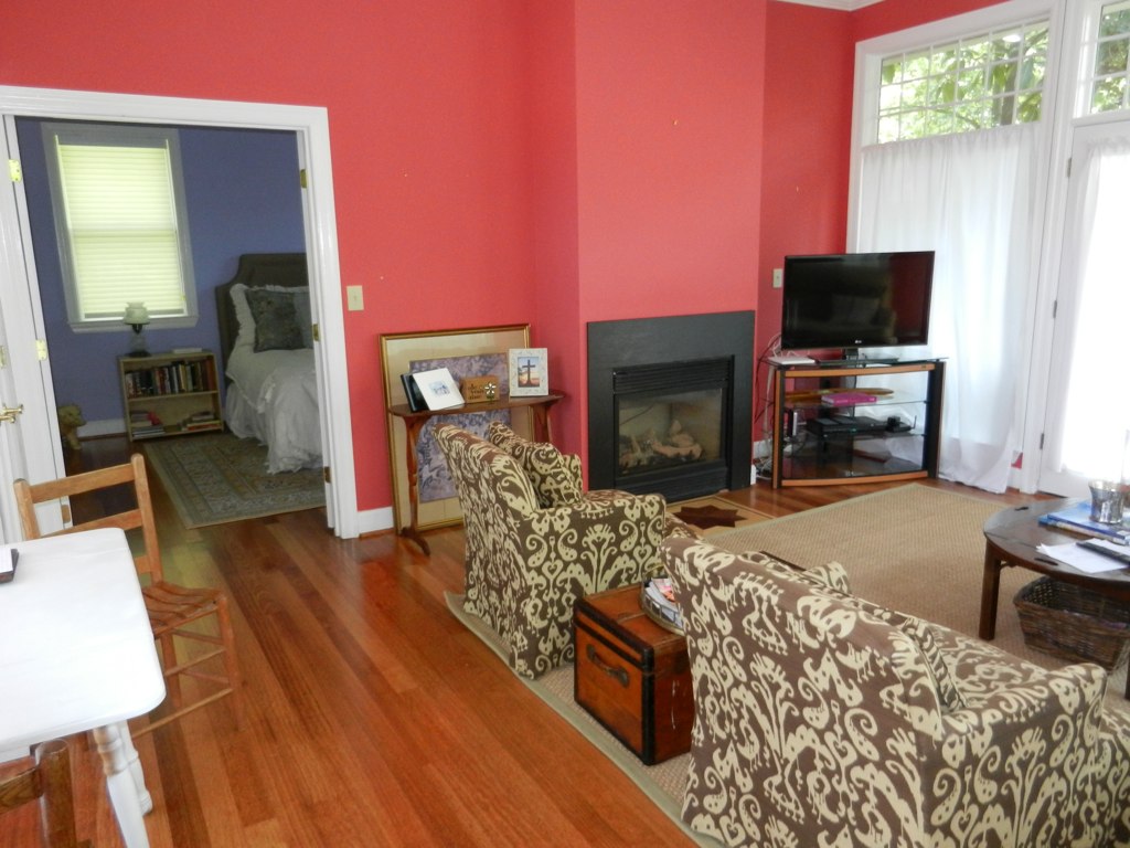 Elliott HomeRental Apt. Michael Walters Flickr