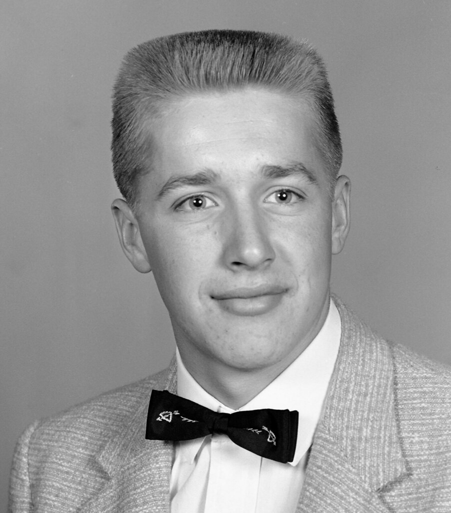 Dan Thompson Dan Thompson, Brodhead Senior, 9/29/1955 Phot… Flickr