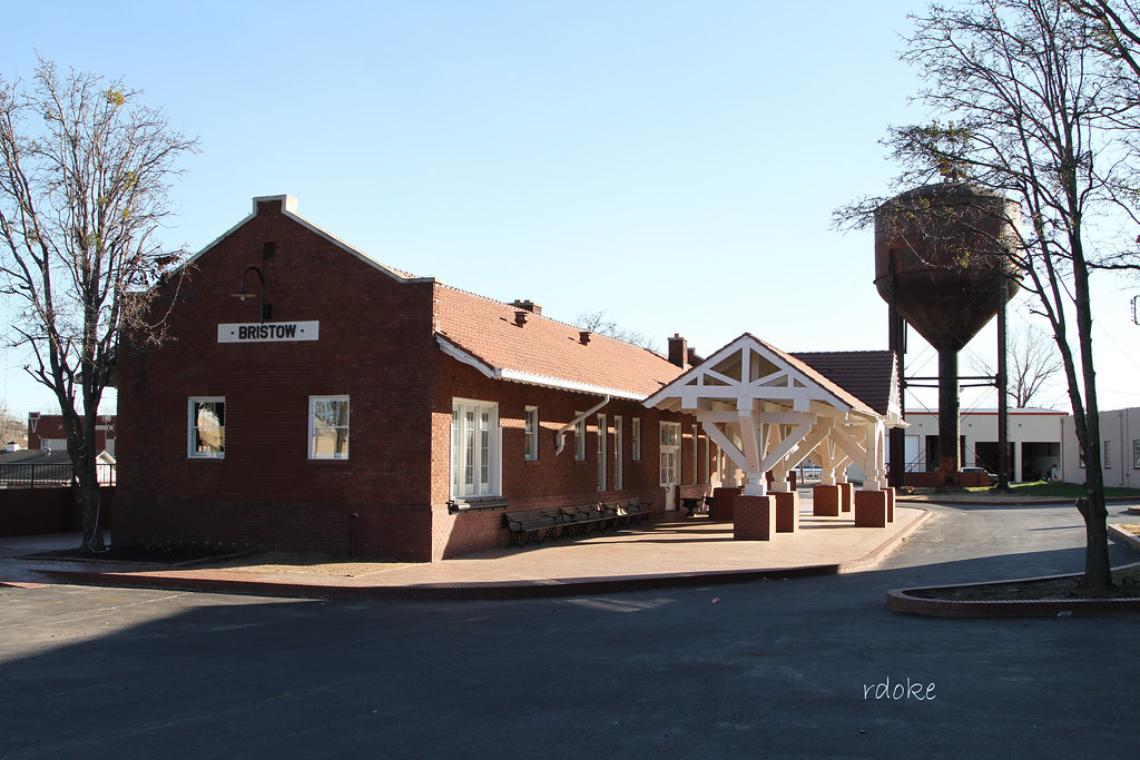 Bristow Train station at Bristow, Oklahoma, US. No trains … Flickr
