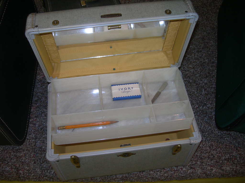 Samsonite Travel Cosmetic case Samsonite travel/ cosmetic … Flickr