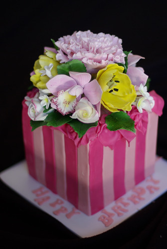 Flower Box Cake | Happy Birthday To me :) A mixture of peony… | Flickr