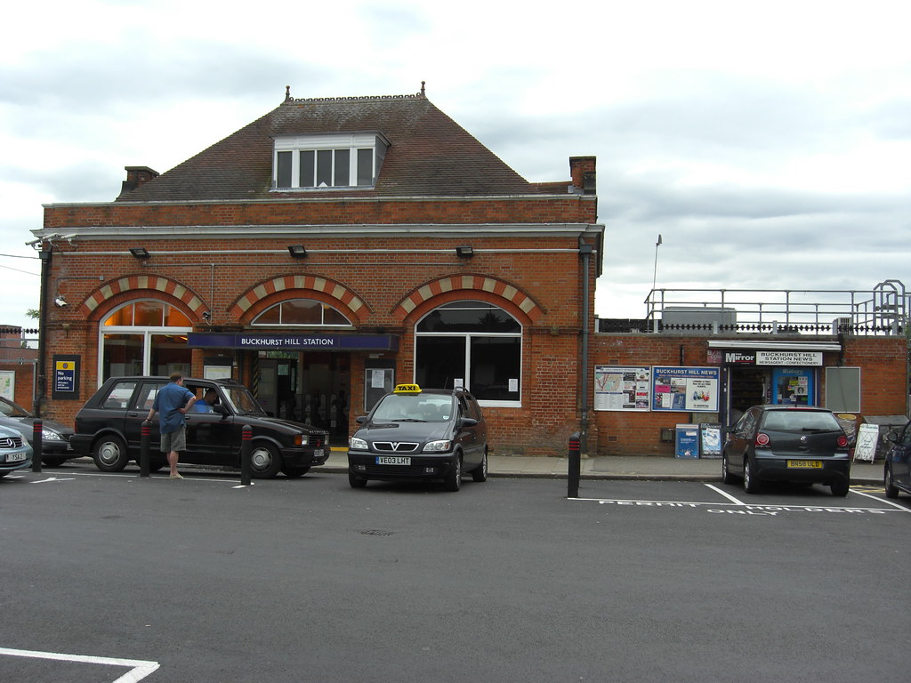 Buckhurst Hill Station (2) Buckhurst Hill Station was open… Flickr