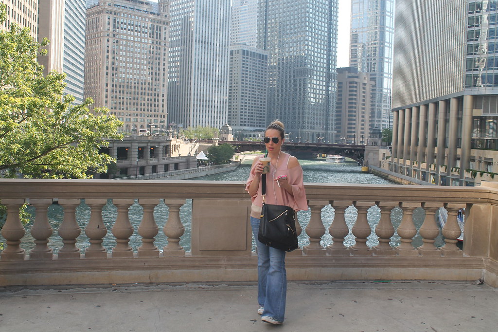 IMG_2808.JPG © fridgepics 400 North Michigan Avenue Fridge Pic