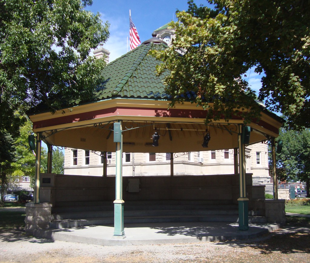 Appanoose County Courthouse Gazebo (Centerville, Iowa) Flickr