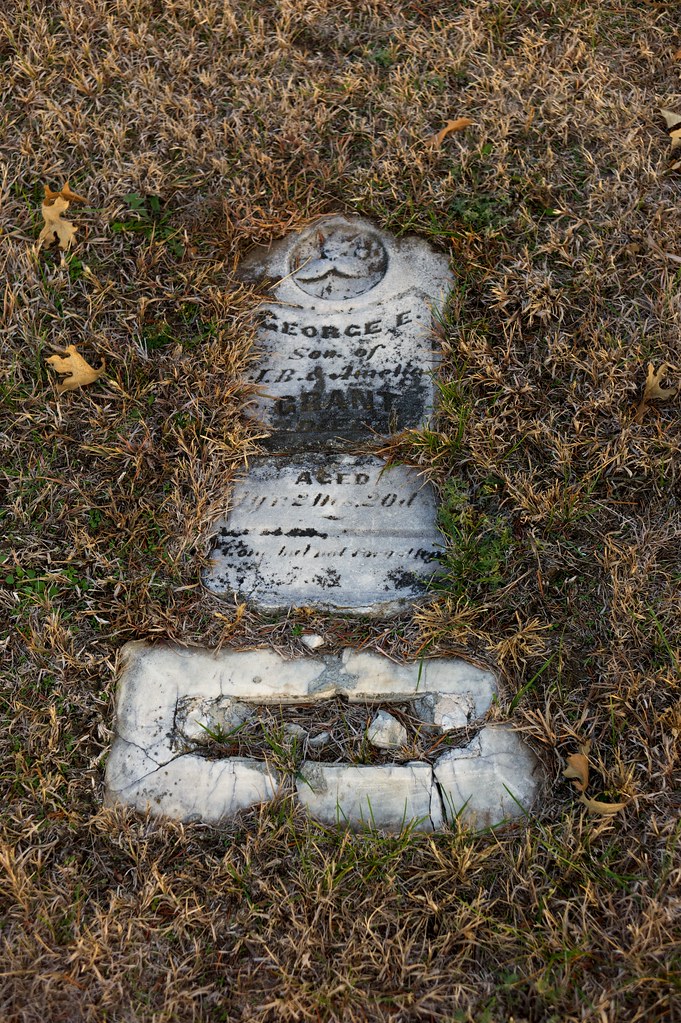 Oak Grove Cemetery, DeWitt, NE, November 03, 2012 Maggie Osterberg Flickr