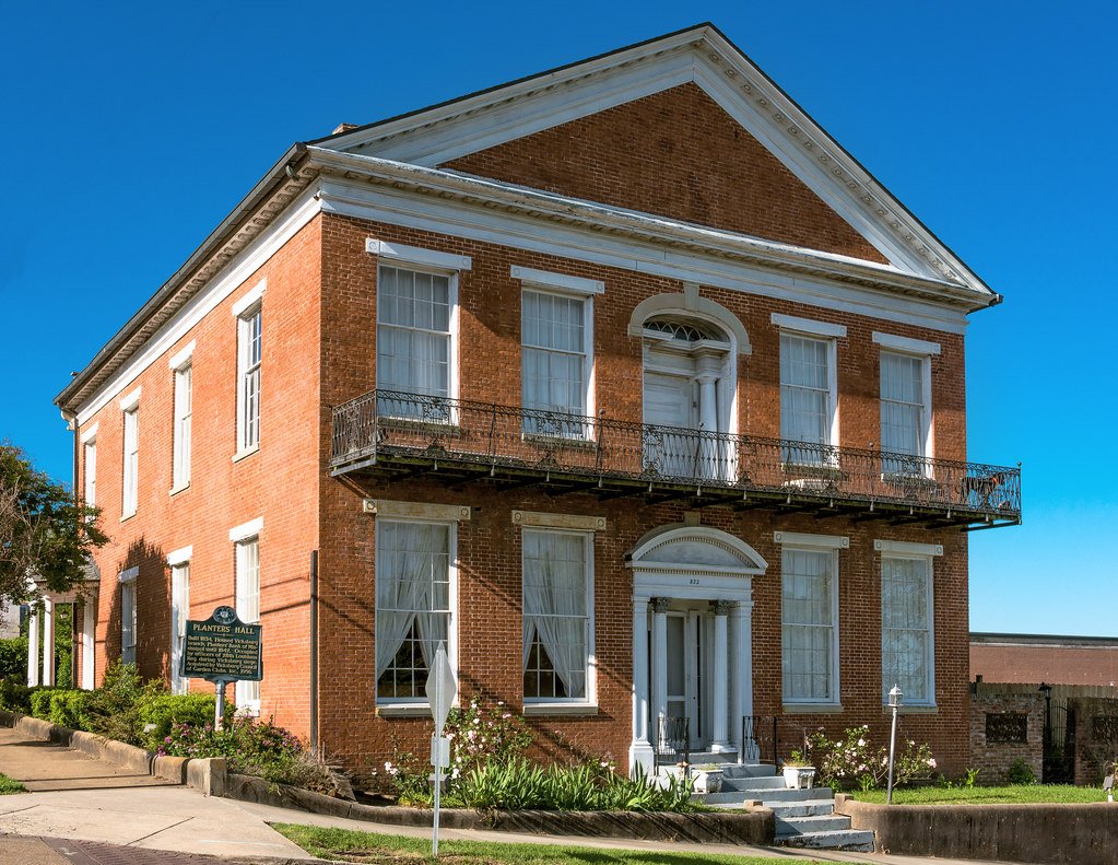 Planters' Hall (1834), v02, 822 Main St, Vicksburg, MS, US… Flickr