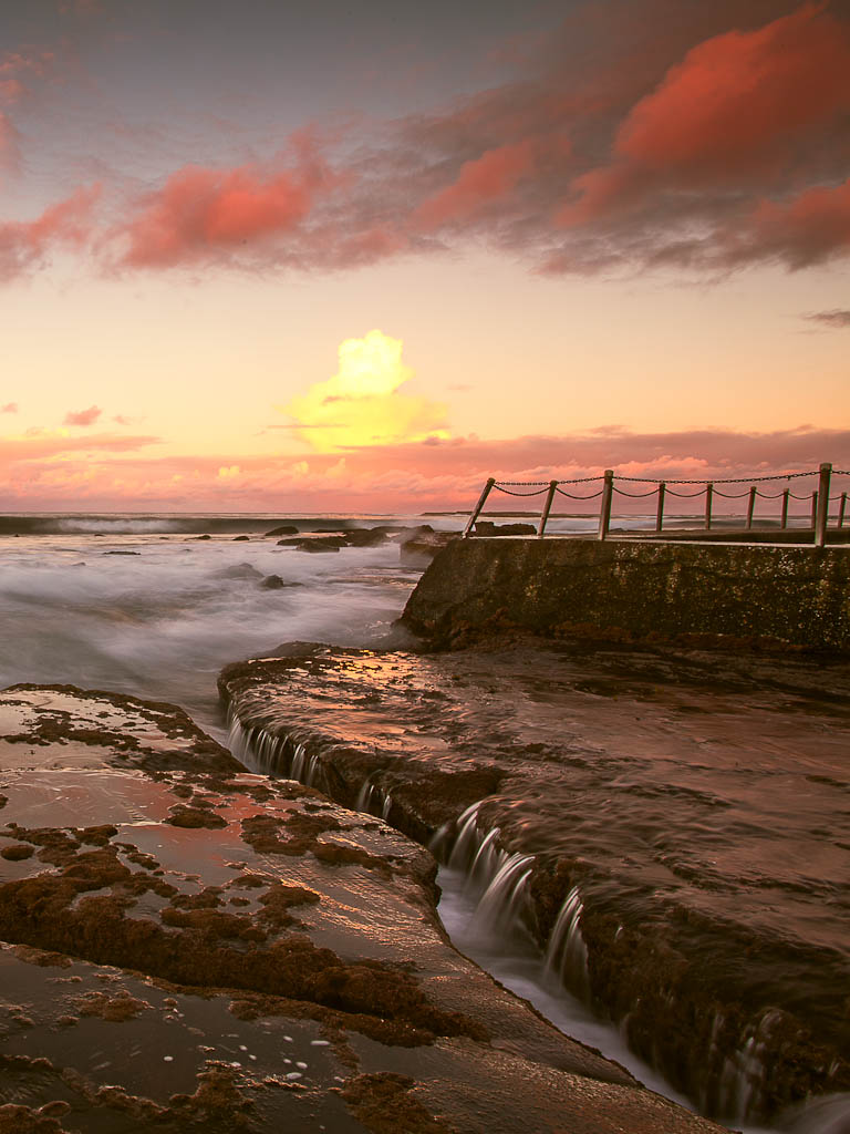 b o o m East facing at sunset on low tide. Newport Tidal P… Flickr