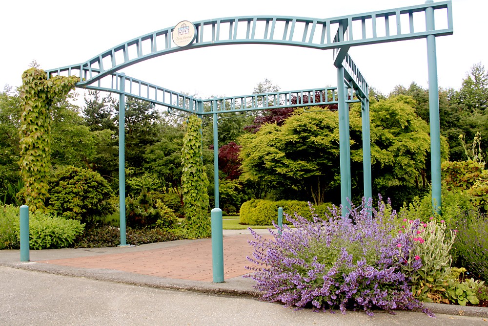 Hawthorne Gardens entrance Hawthorne Gardens at Hawthorne … Flickr