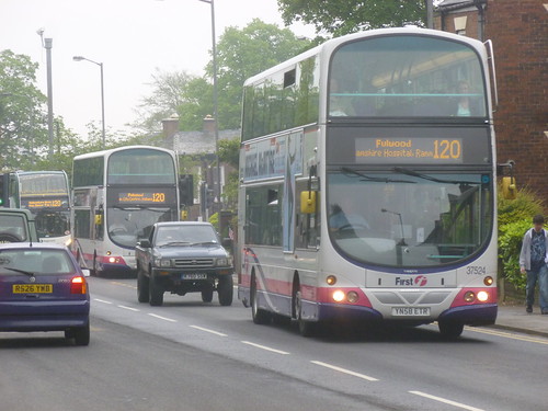 First SY B9 Gemini 37524 YN58ETR The 120 runs every four m… Flickr