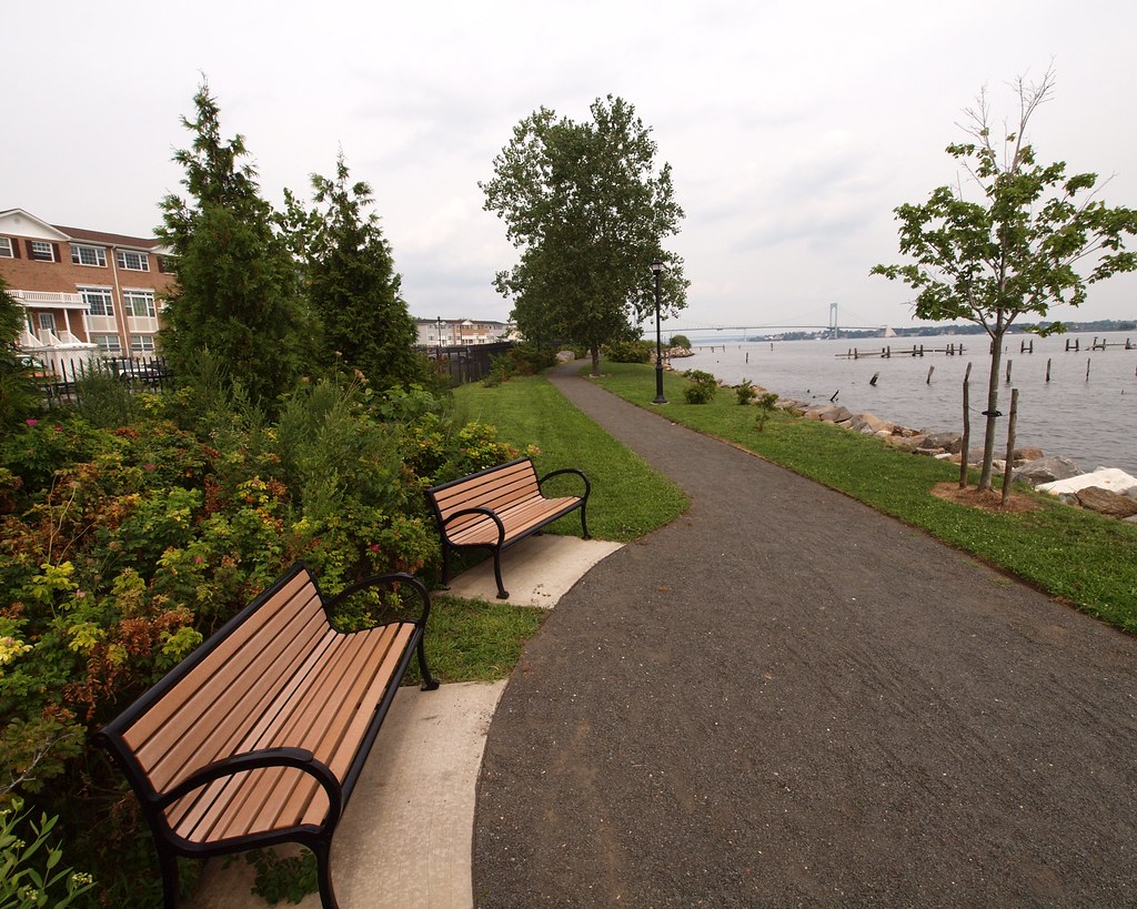 Shore Haven Esplanade, Clason Point, Bronx, New York City Flickr
