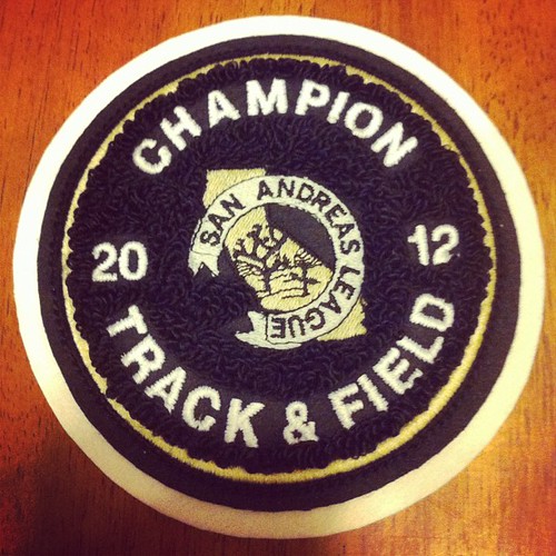 Cajon high school's varsity 4X400 team took first place an… Flickr