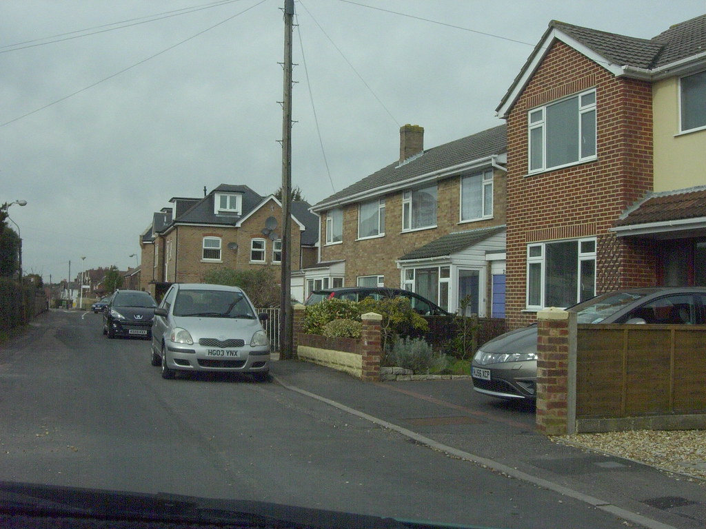 PARLEY RD. MOORDOWN. BOURNEMOUTH. DORSET. MARCH 2010 a photo on Flickriver