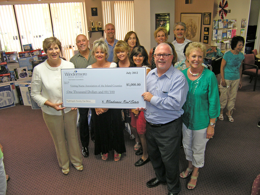 Windermere Presents 1,000 check to the Visiting Nurse Ass… Flickr