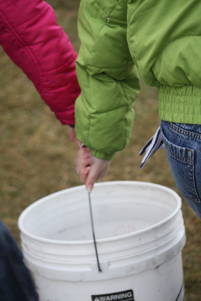 Buckets of Fish Fun Creston National Fish Hatchery staff, … Flickr