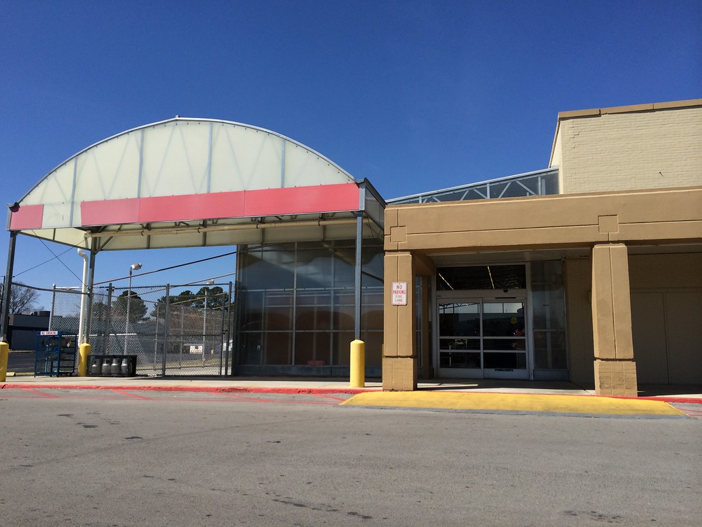 Kmart Huntsville, AL 5 Mike Kalasnik Flickr