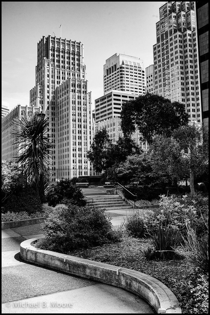St. Mary's Square Canon EOS 5D Mark II (3221600817) Expo… Flickr
