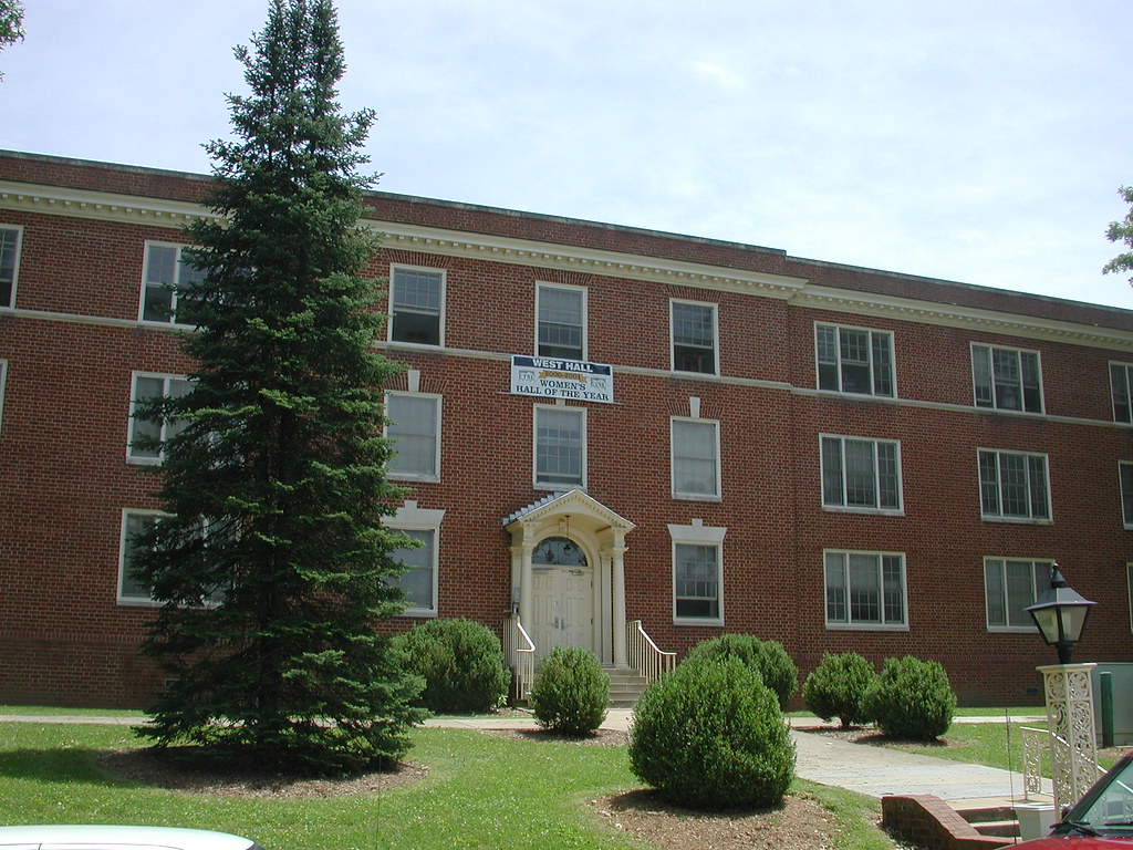 West Hall The front of West Hall ETSU Housing Flickr