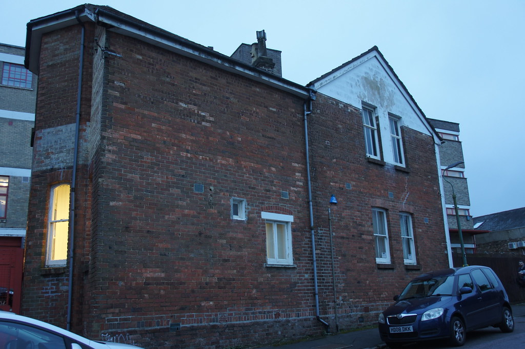 12 Wharfdale Road, Bournemouth, Dorset Part of Bealeson's … Flickr