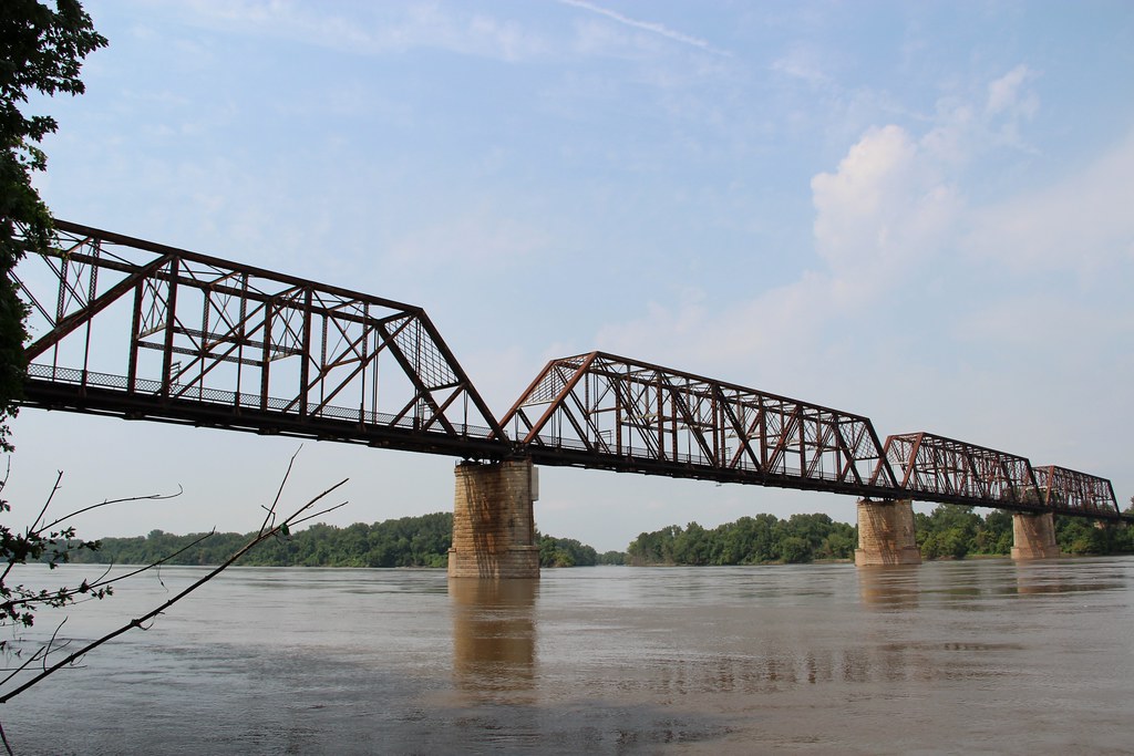 Bellefontaine Bridge Historic railroad bridge over the Mis… Flickr