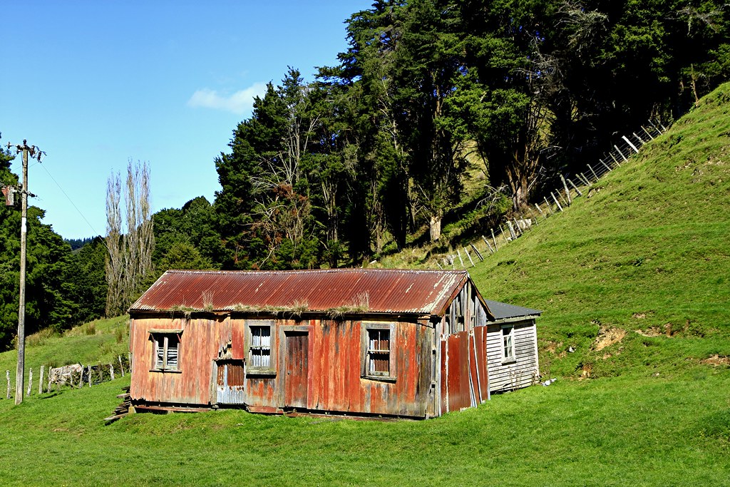 Old house, Tahora, Taranaki, New Zealand An old farmhouse … Flickr