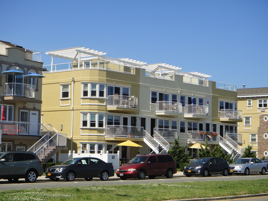 More Rockaway Beach summer homes Rockaway Beach, NY quiggyt4 Flickr