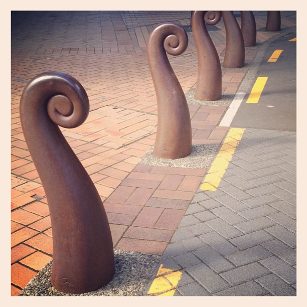 In the Koru Lounge / A cultural hitching post / A tie that… Flickr