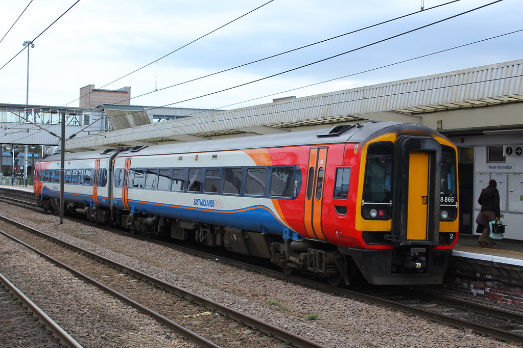 158865 East Midlands Trains Class 158 Sprinter 158865 sits… Flickr