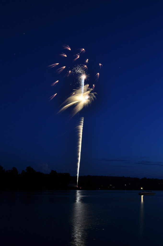 streaking the sky Cazenovia fireworks, no postprocessing.… katie