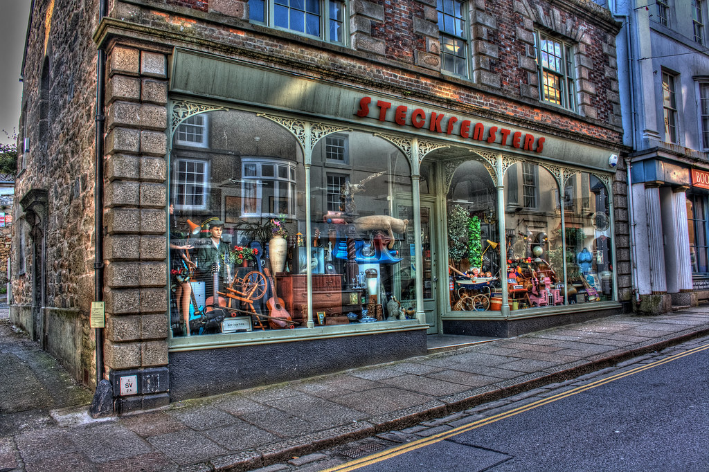 ANTIQUE SHOP Antique shop in penzance marktwyning Flickr