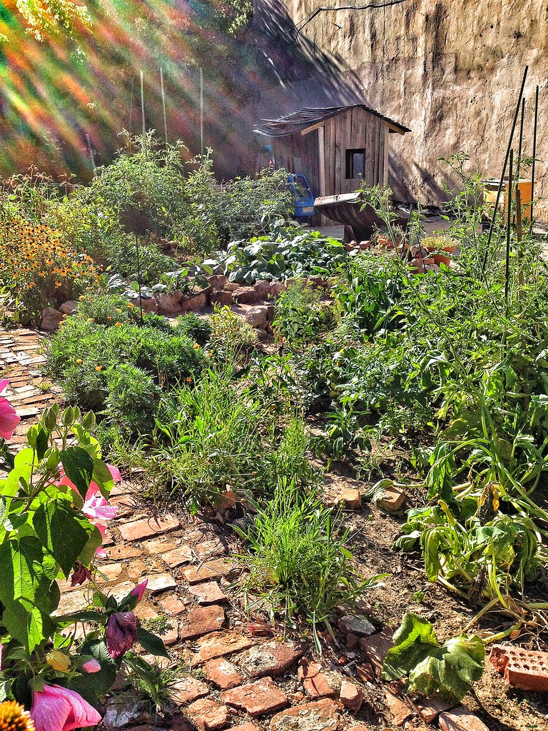 Pemberton Garden Pemberton Garden is located at 704 South … Flickr