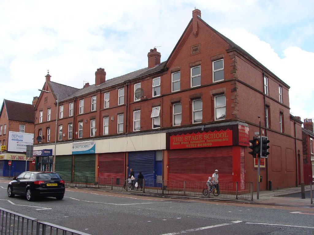 259 Kensington/Romer Road, Liverpool 7. The Irwins shops w… Flickr