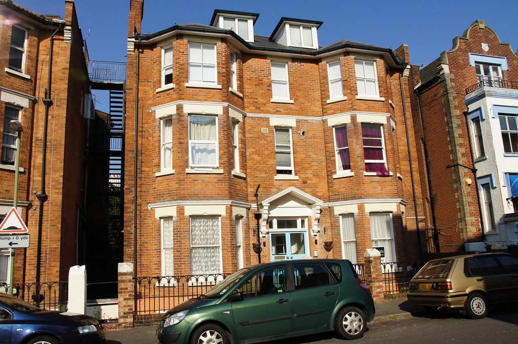 Former Glengarry Hotel (Ellesmere Hall), 75 St Michael's Road, West