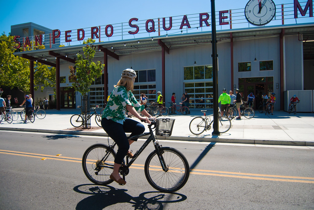 San Jose Bike Tour Photo by Sergio Ruiz SPUR Flickr