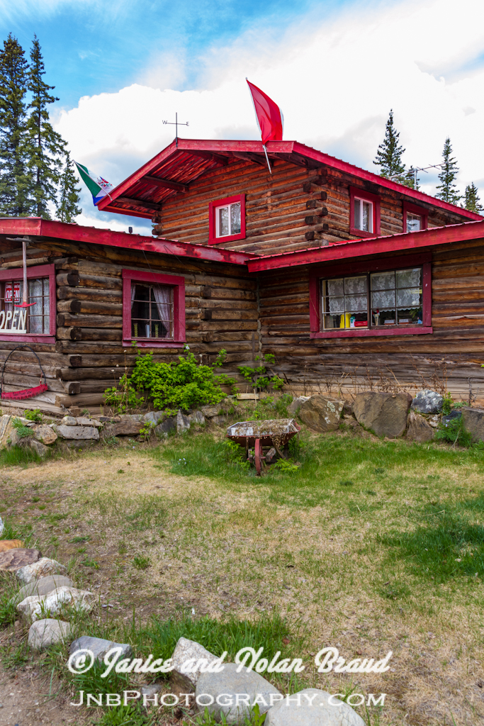 Moose Creek Lodge in Yukon Territory JNB062379 Moose Creek… Flickr