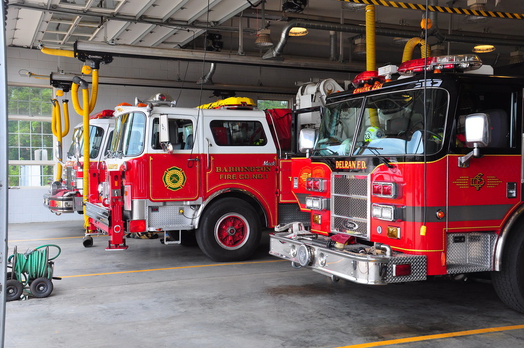 Barrington Fire Company Ladder 91 & Delran Fire Department… Flickr