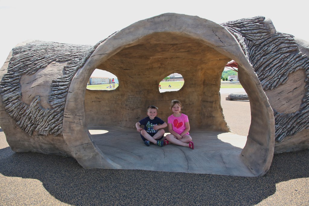 Hart Park, Wauwatosa, WI Custom nature themed park built w… Flickr