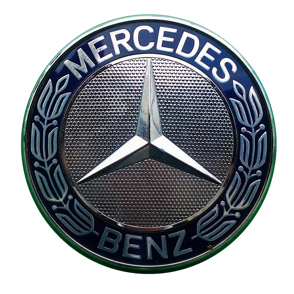Logo MERCEDES BENZ LKW MERCEDES BENZ EMBLEM STERN • On wh… Flickr