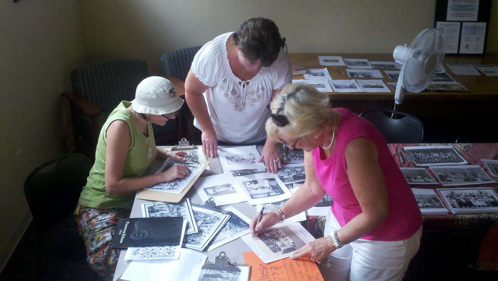 Pierceton Days 20110806 The public identifying people in… Flickr