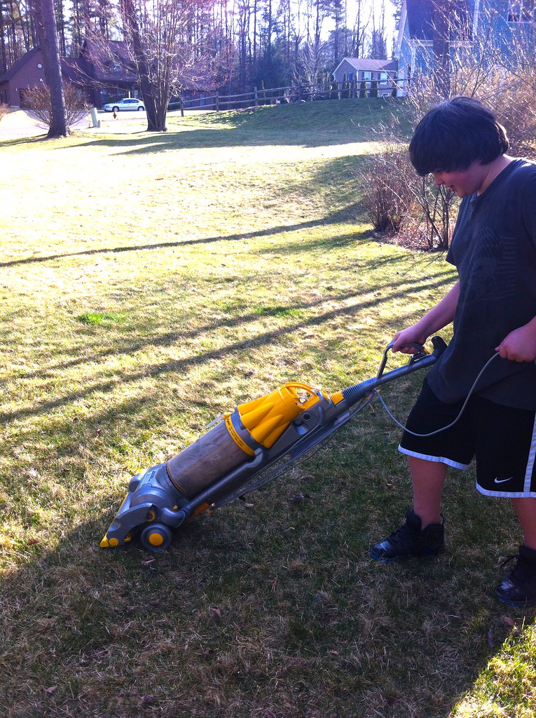 Juxtapostion 2 You don't vacuum the lawn, you mow it. lauren_ryan