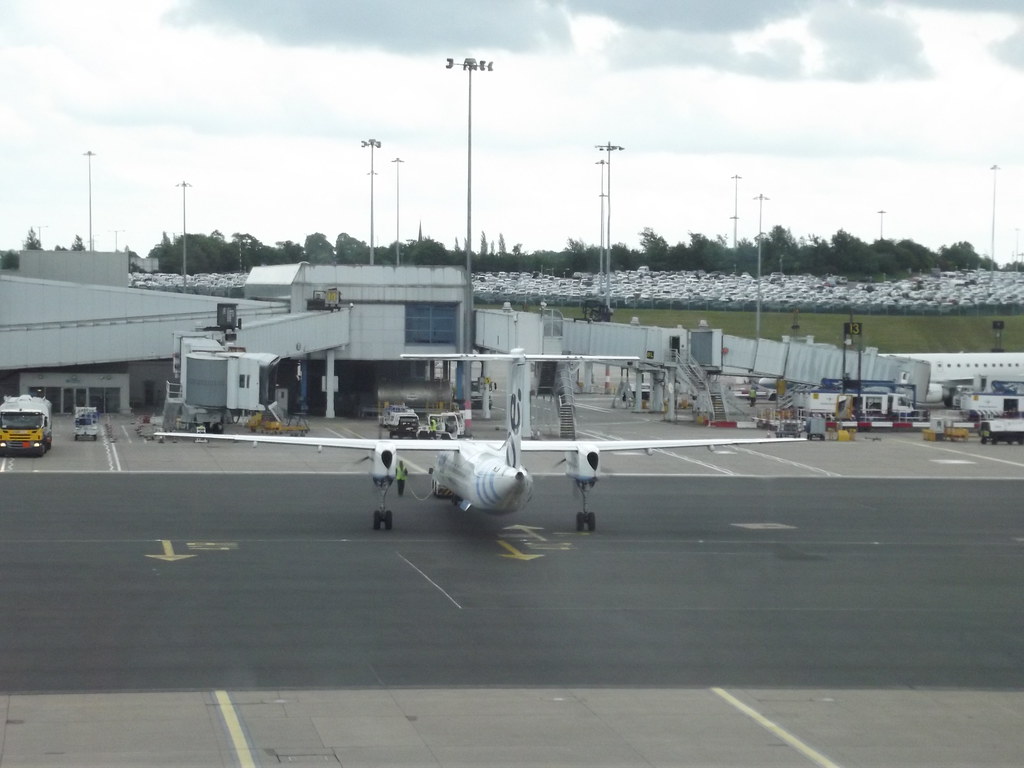 Birmingham Airport planes Fly Be Planes at Birmingham … Flickr