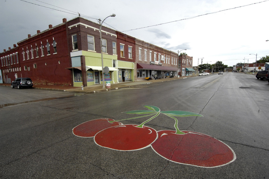 20120105OCAMW0467 Cherries are painted on the main stre… Flickr