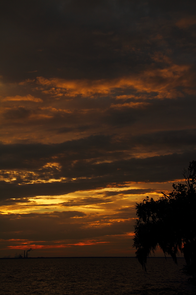 LCS Golden Space Sunset from the Bottom at Bonneau Beach, … Monte Flickr