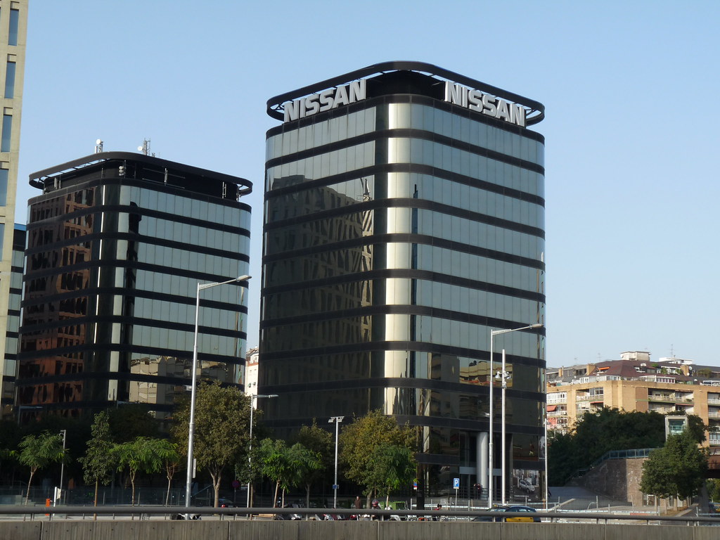 TORRE NISSAN EN BARCELONA Edificio de la firma de automóvi… Flickr