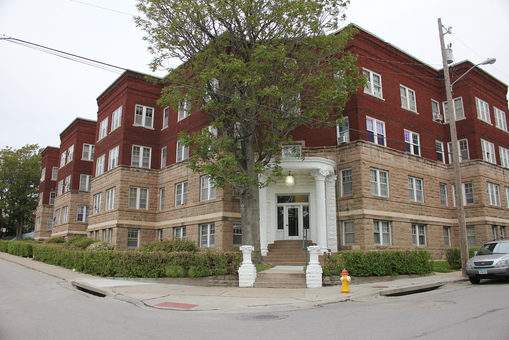 Lancaster Apartment Building Omaha, NE Tom McLaughlin Flickr