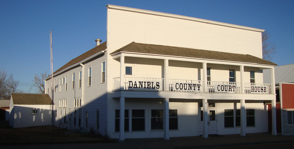 Daniels County Courthouse (Scobey, Montana) This fascinati… Flickr