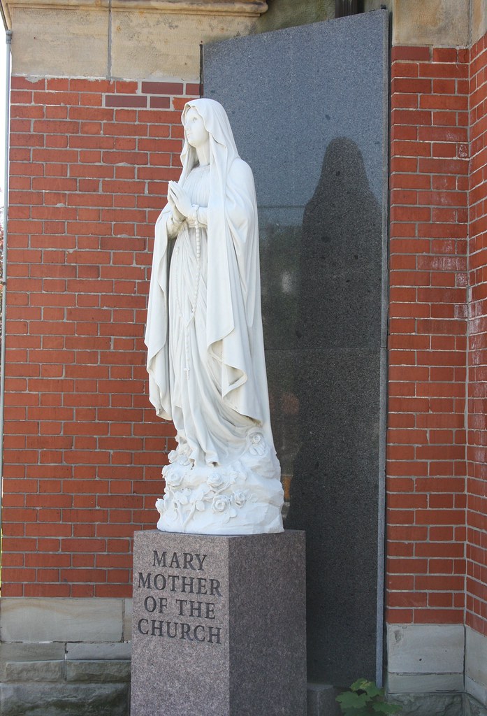 St. Jerome Church, Charleroi, PA Beautiful outdoor statue … Flickr